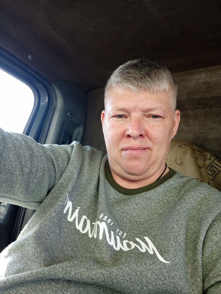  26148623  , 51 ,    