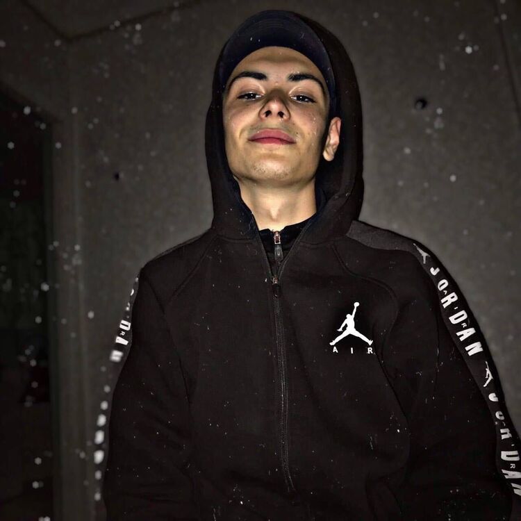 ���� 37346733 ����� �����, 21 ���, ���� ���������� � ���������