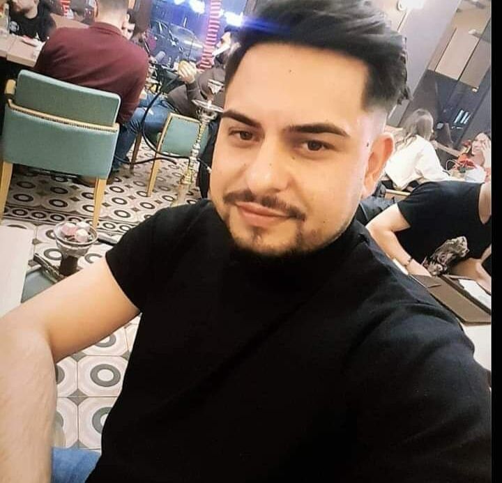  ,   Denis, 29 ,   ,   