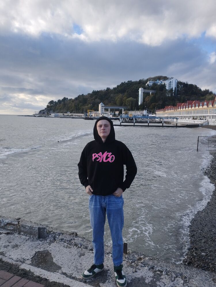  39610183  Danya, 21 ,    