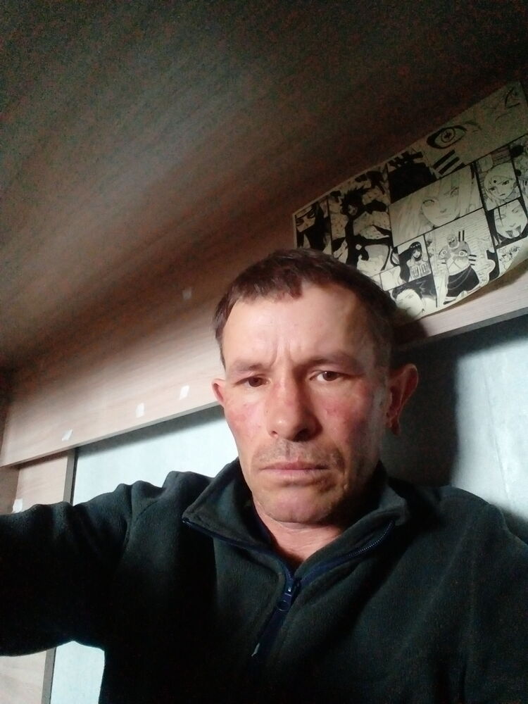  ,   Aleksandr, 44 ,   c 