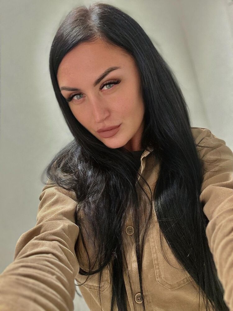  Patrai,   , 33 ,   ,   , c 