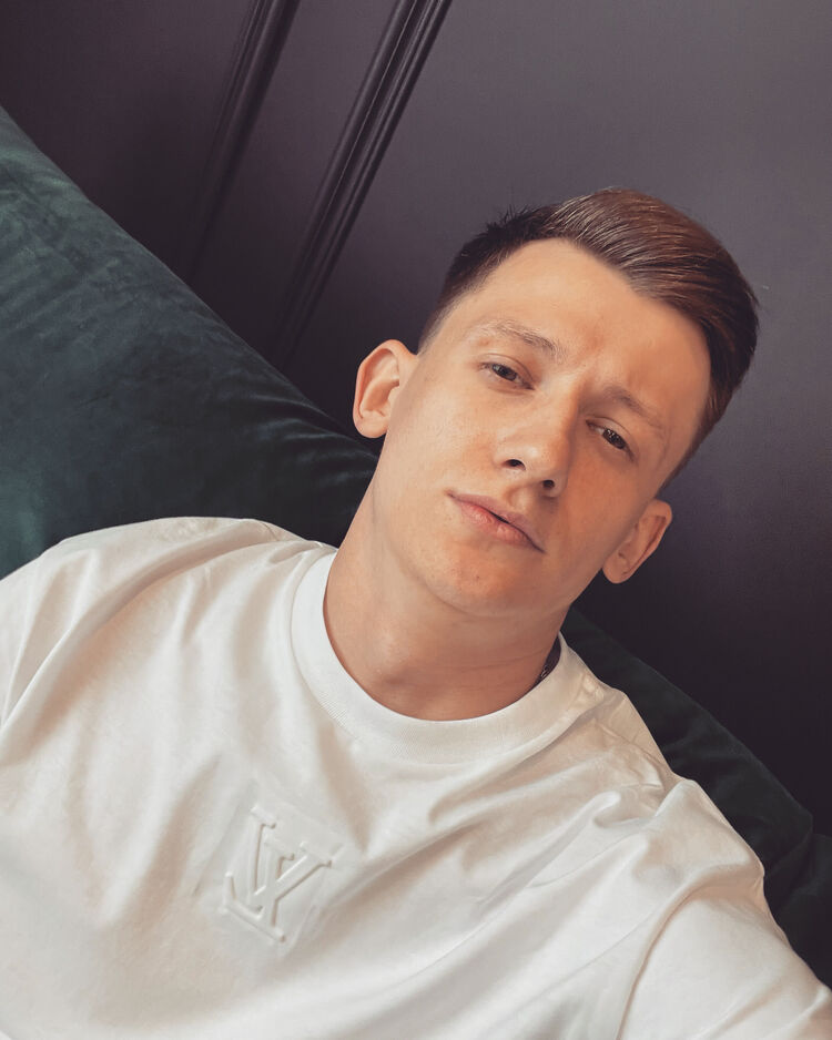  28855323  , 28 ,    -