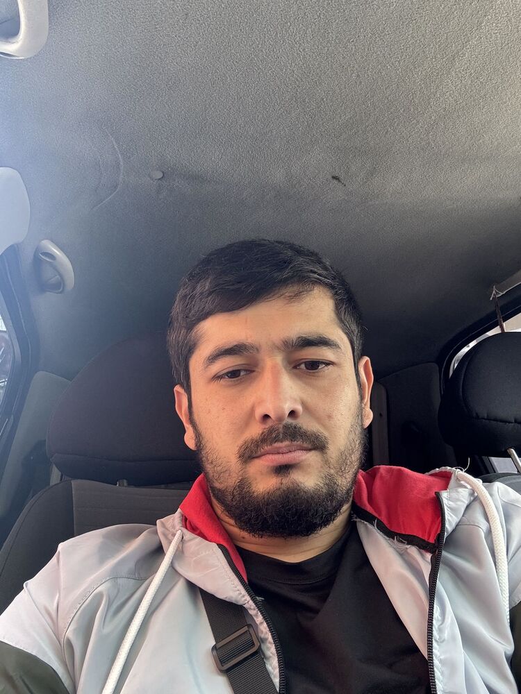  ,   Aziz, 25 ,   ,   