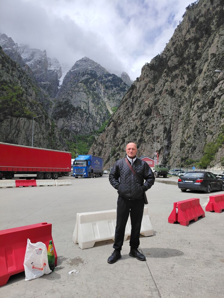  ,   Levani, 54 ,   c 