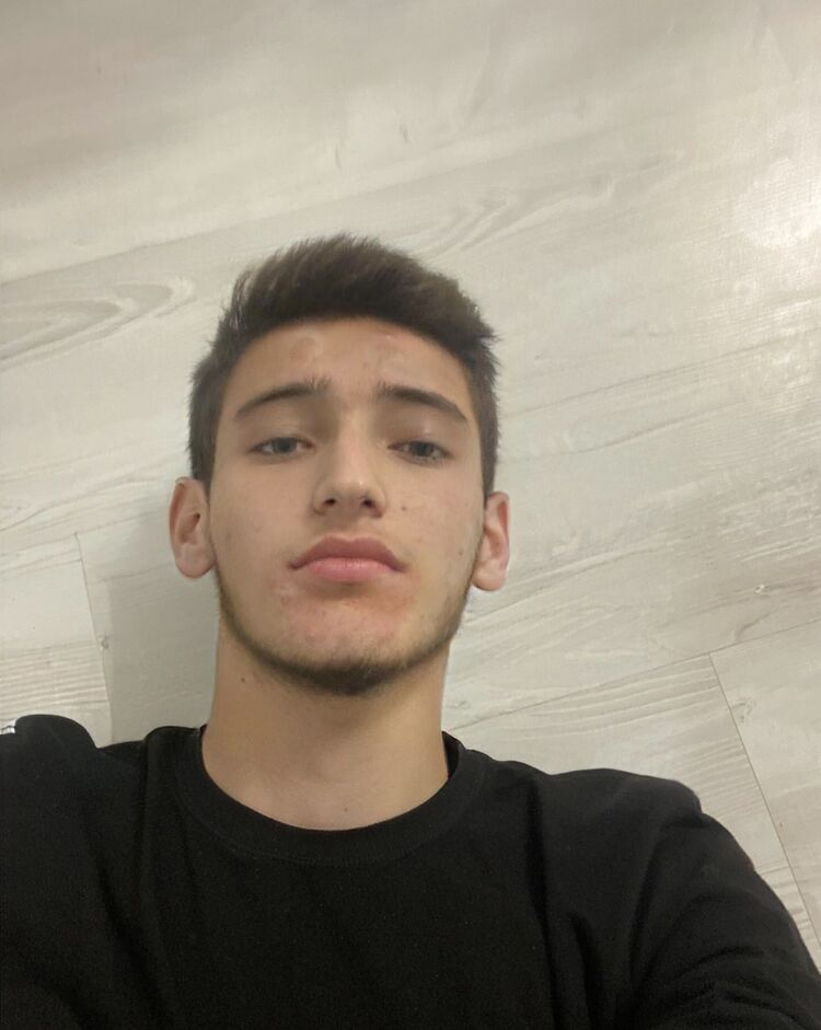  47608653  , 22 ,    