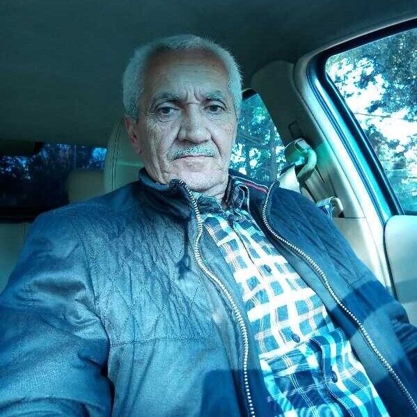  22498703  Tahir, 65 ,    