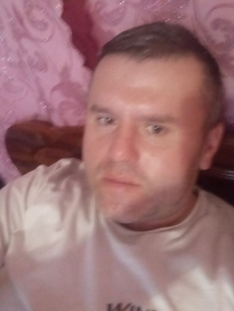  ,   Jorj, 42 ,   ,   , c , 
