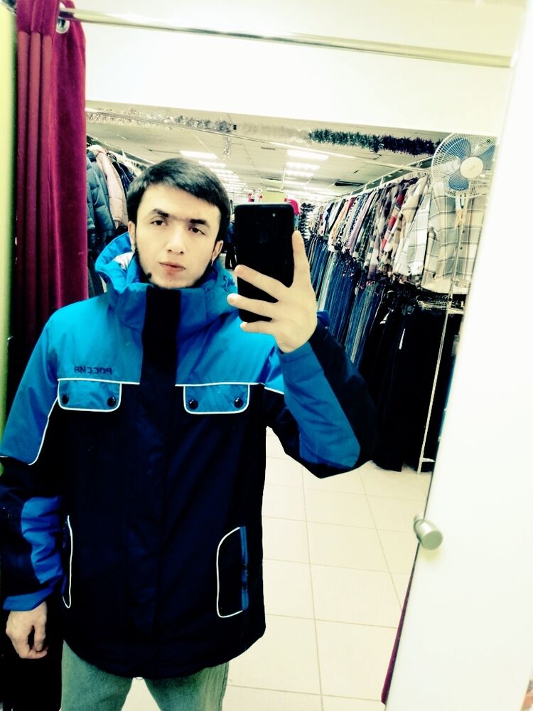  32379873  Mehrob, 22 ,    