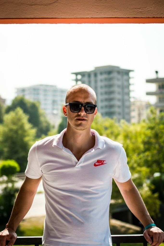 ���� 9899973 ������� ����, 37 ���, ���� ���������� � �������������