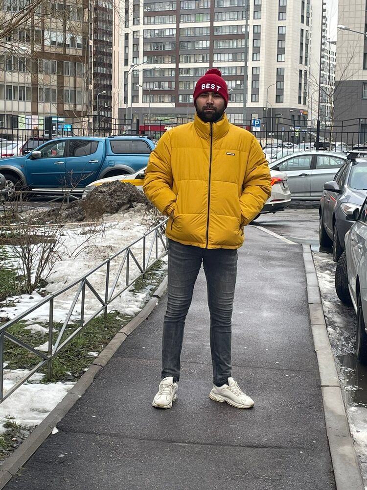  31598113  Chingiz, 38 ,    -