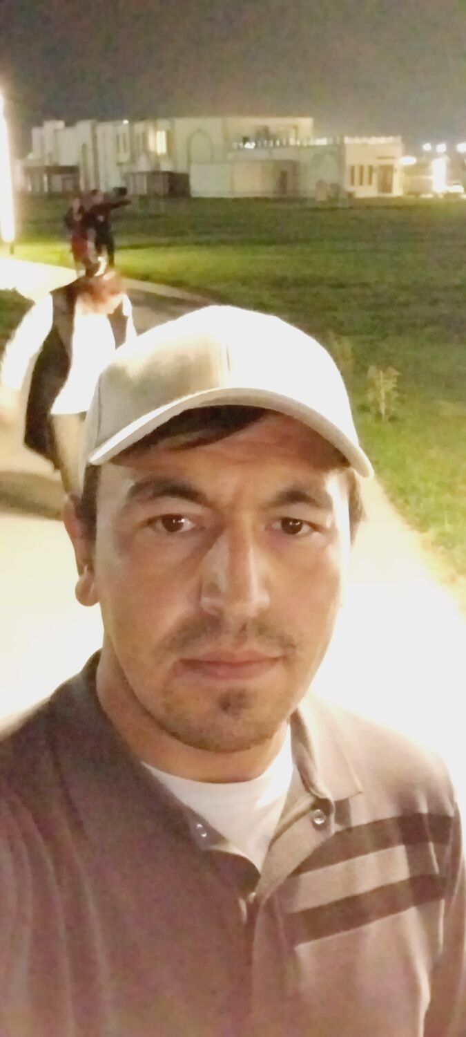  ,   Nurik, 32 ,   ,   