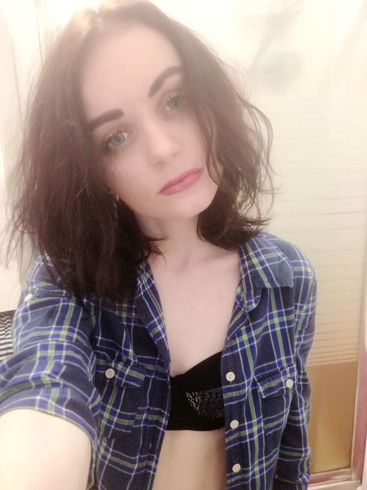  11839333  Mika, 28 ,    -