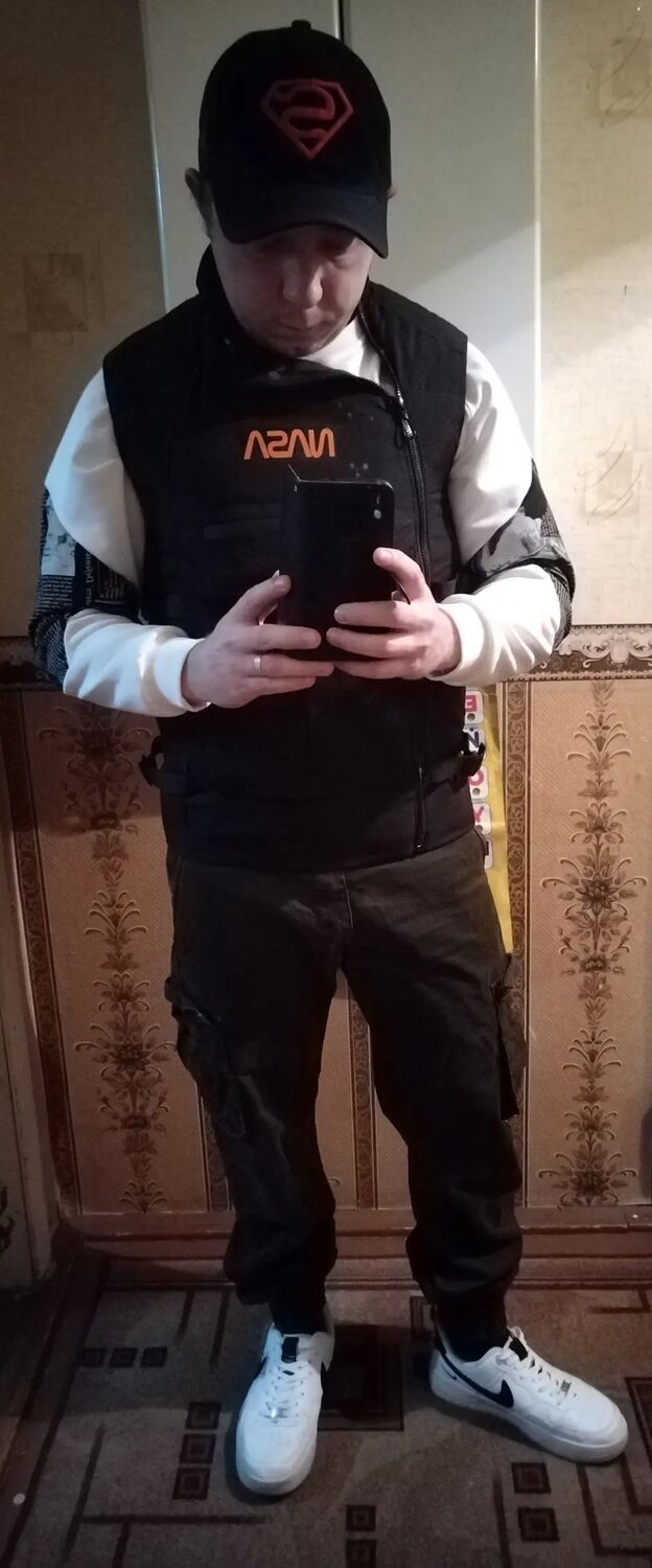  32818213  , 30 ,    