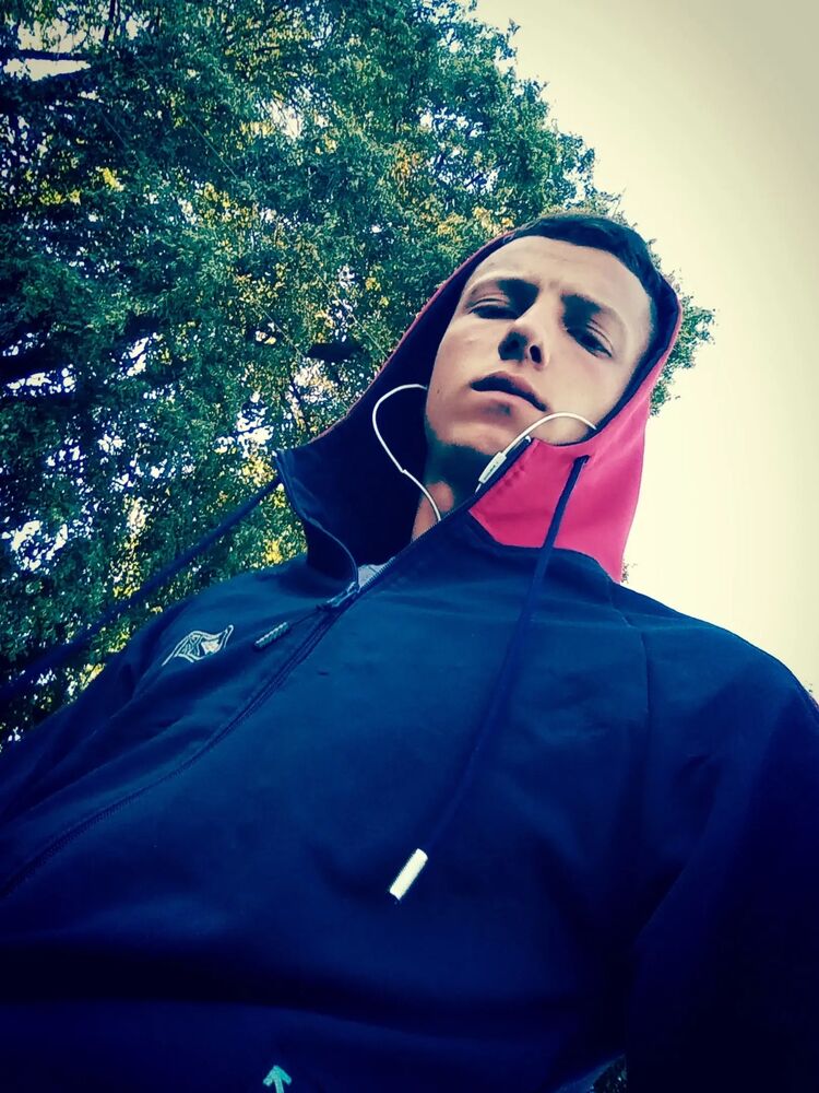  27790053  Nikolay, 23 ,    