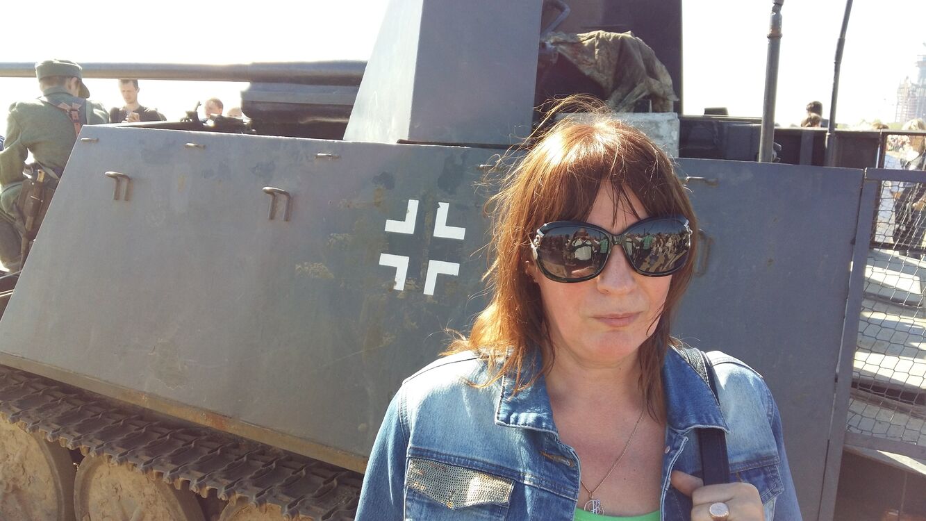  24106783  , 64 ,    -