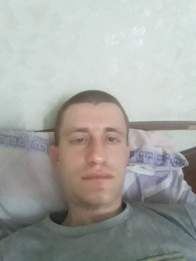  41885173  , 33 ,    