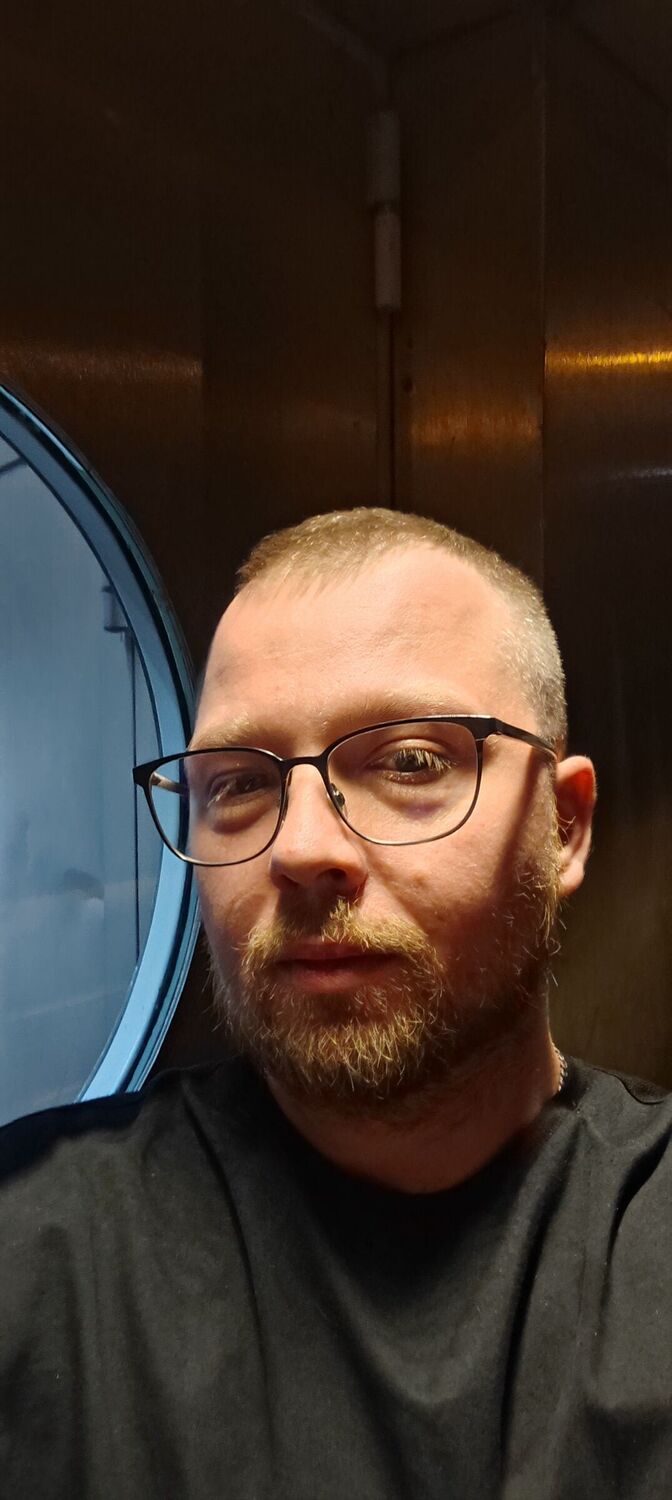  53168823  , 33 ,    