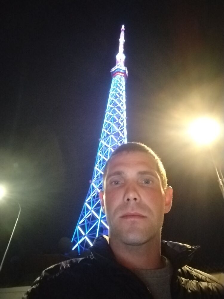  -,   Anton, 34 ,   ,   , c , 