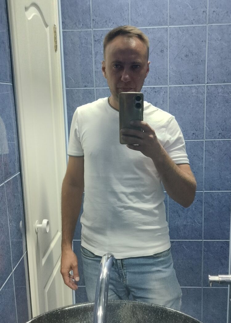  53393343  , 39 ,    