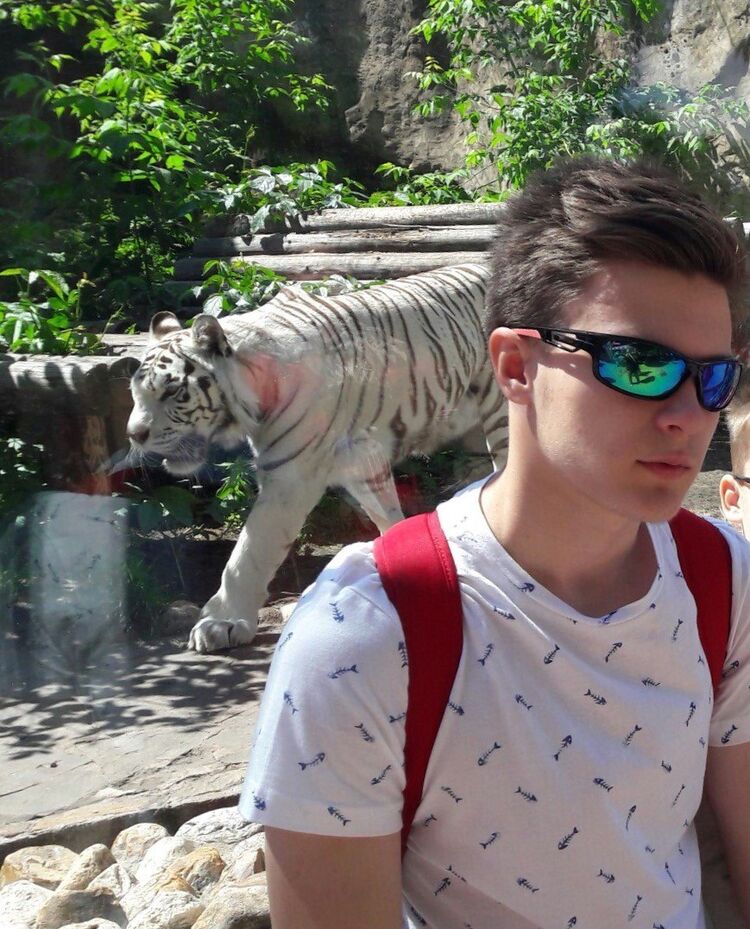  ,   Nick, 29 ,   