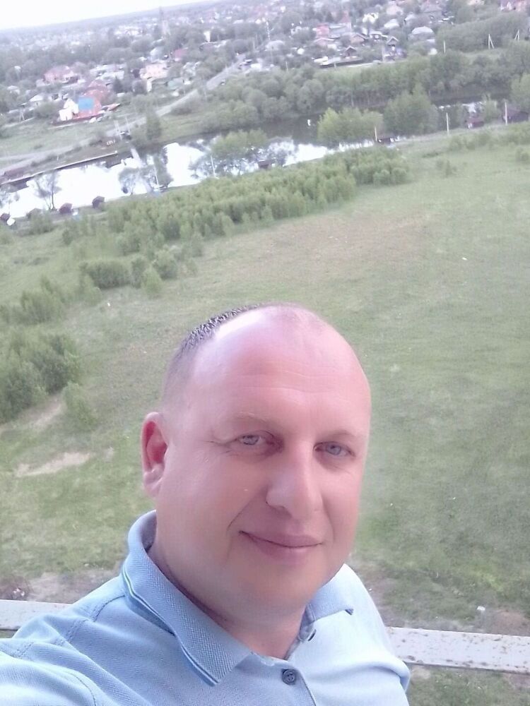  47402073  , 44 ,    
