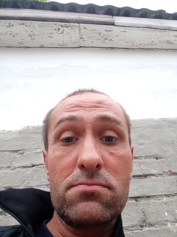  37774453  , 40 ,    