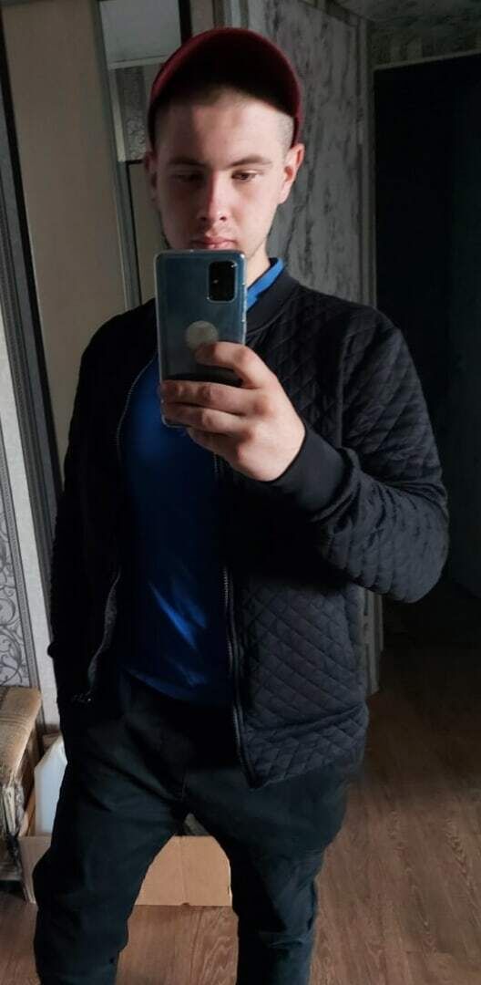  26254223  Pavel, 25 ,    