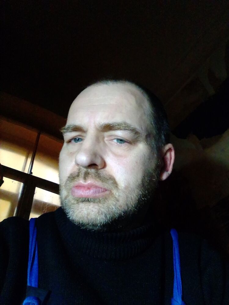  18864843  Tim, 53 ,    -