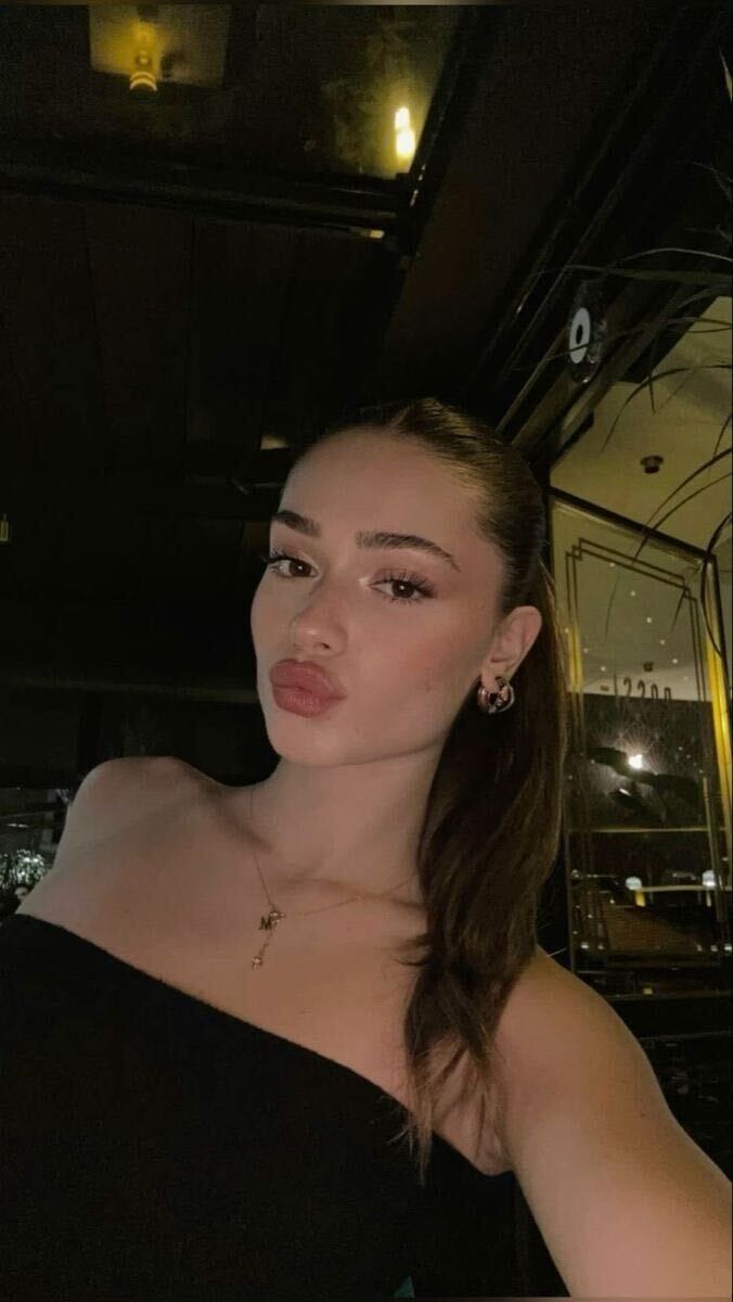  ,   Rita, 21 ,   ,   