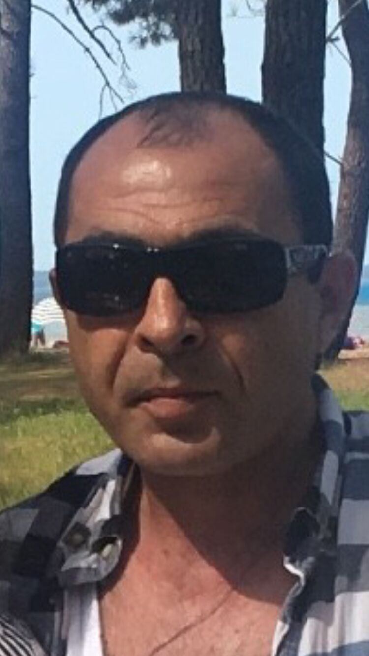  49180543  David, 47 ,    