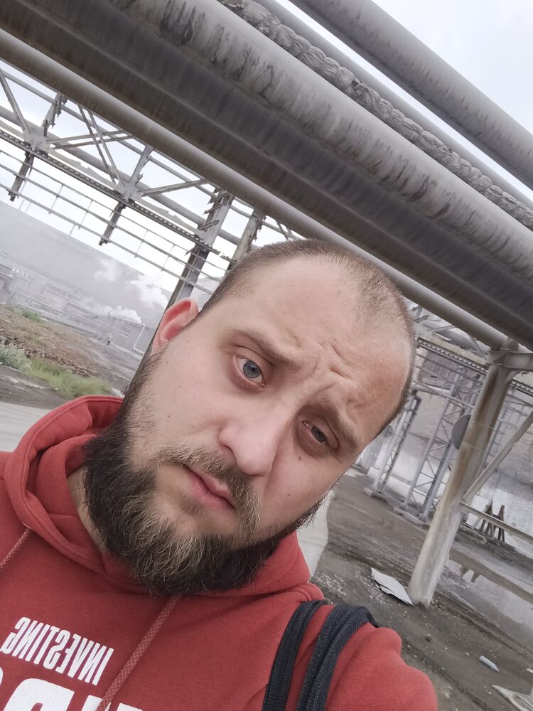  37828153  , 28 ,    