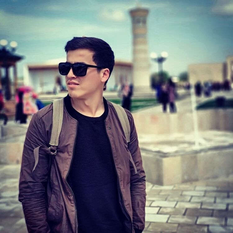  18105273  Miraziz, 29 ,    