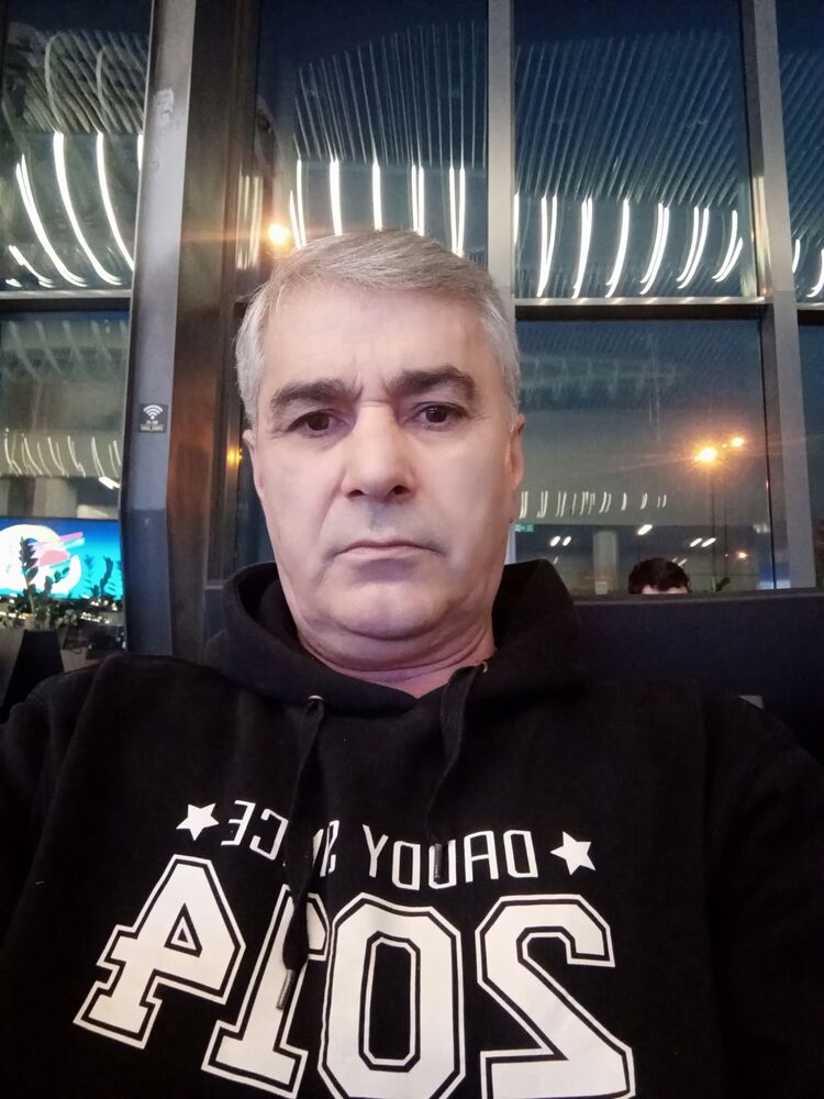  33519263  , 52 ,    