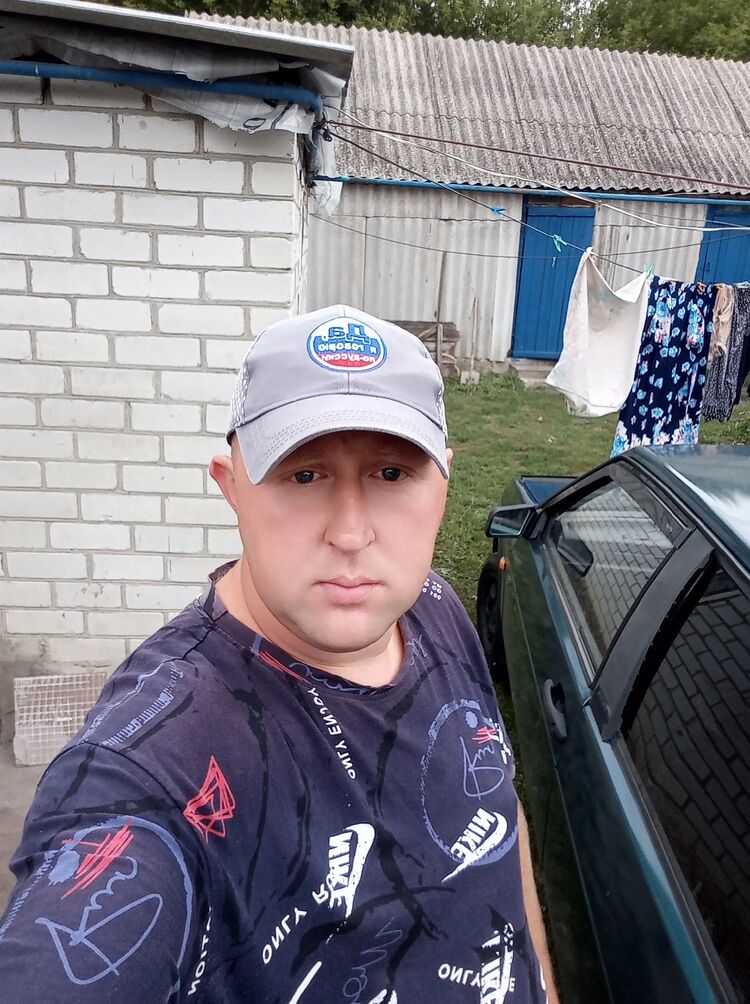  47031323  Vladimir, 37 ,    