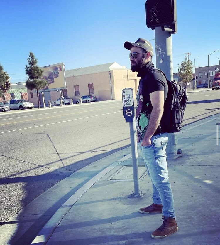  50235973  Temo, 37 ,    