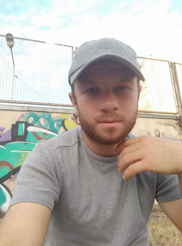  40687823  Alex, 45 ,    