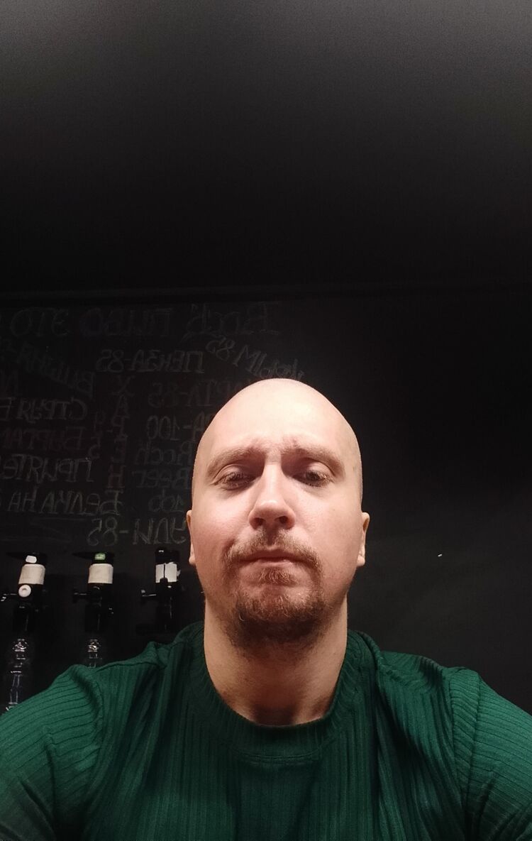  ,   Yury, 32 ,   ,   