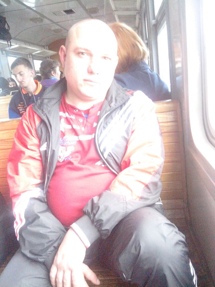  ,   Artur, 36 ,   