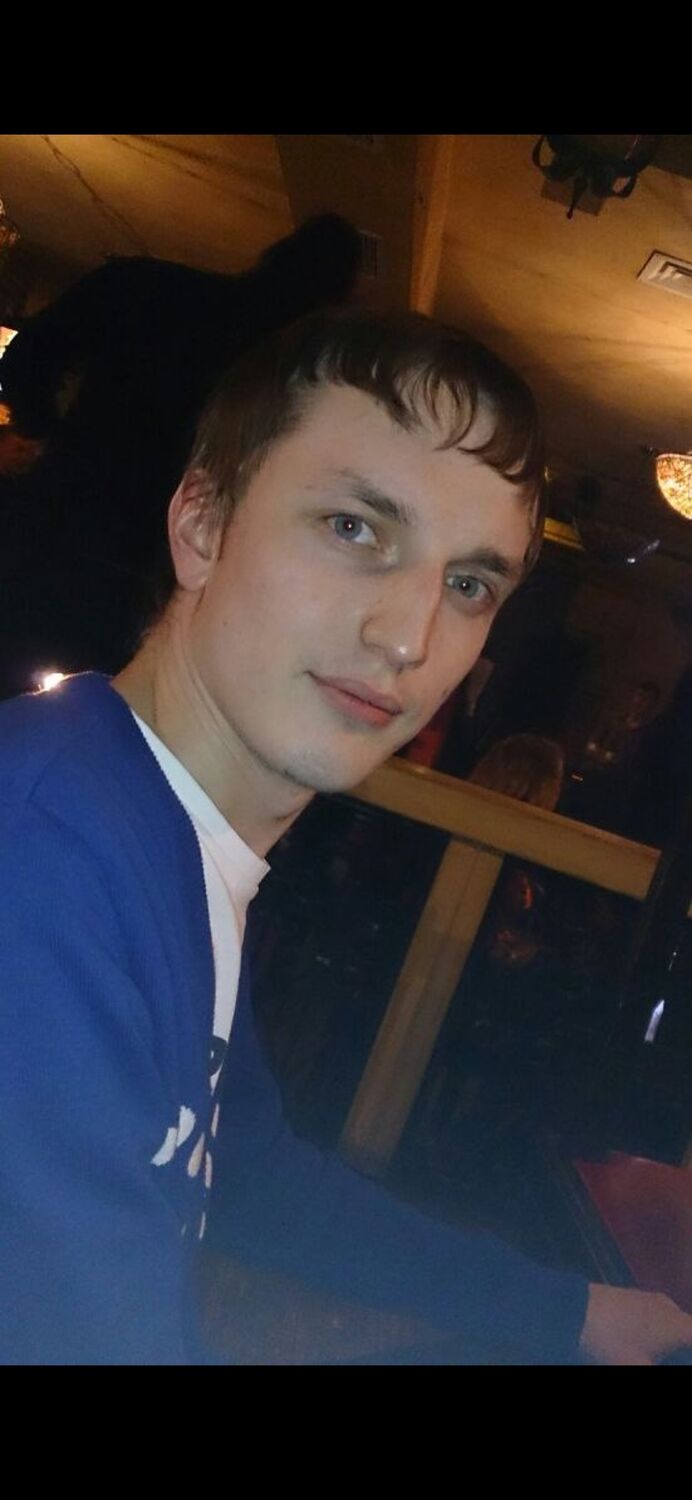  49258543  Andrey, 38 ,    
