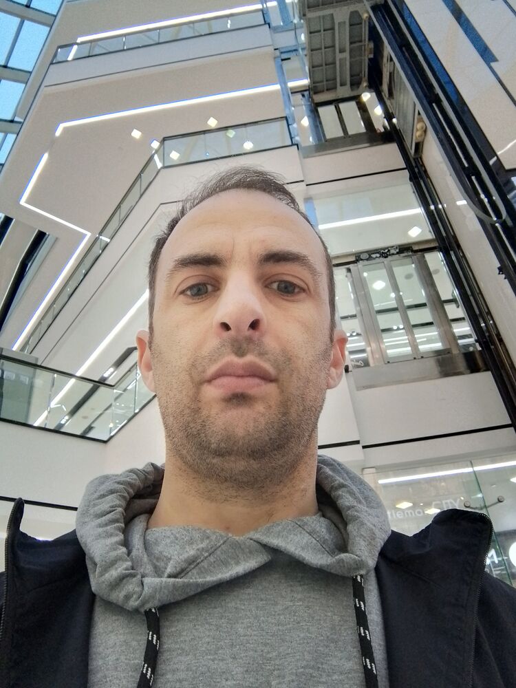  ,   Edik, 37 ,   ,   