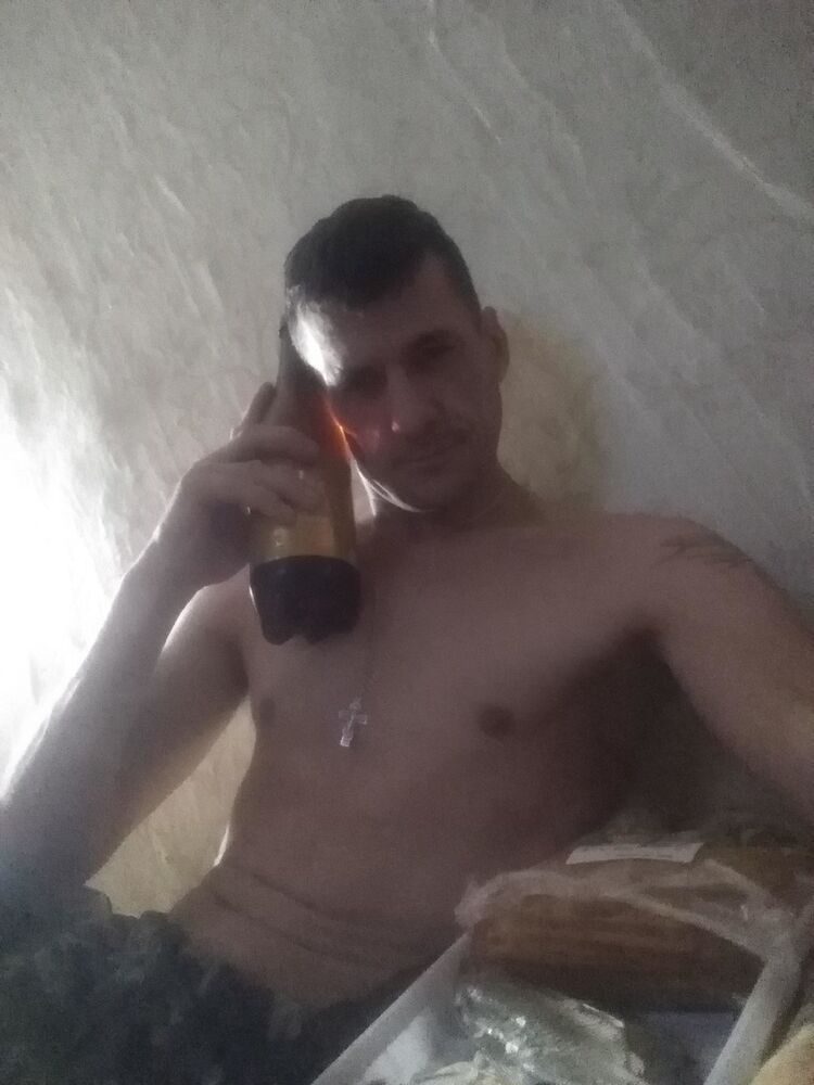  18900683  , 49 ,    