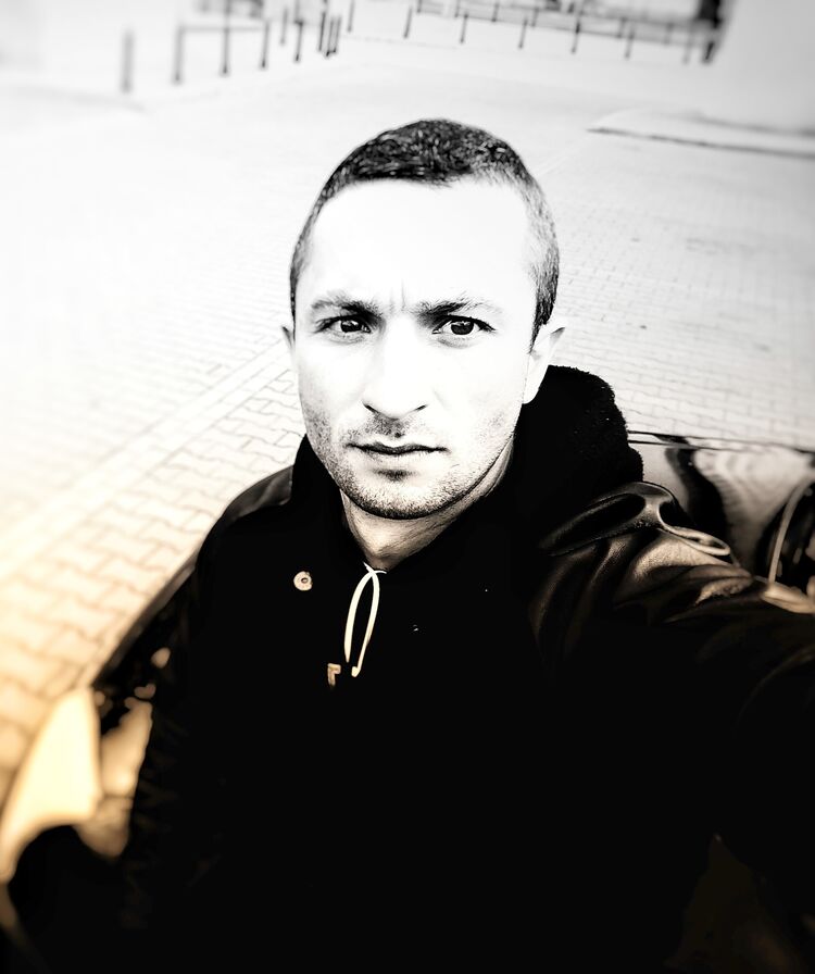  26744593  Viktor, 32 ,    Bielany Wroclawskie