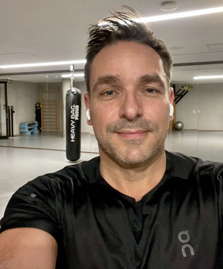  Chiba,   Dean, 52 ,  