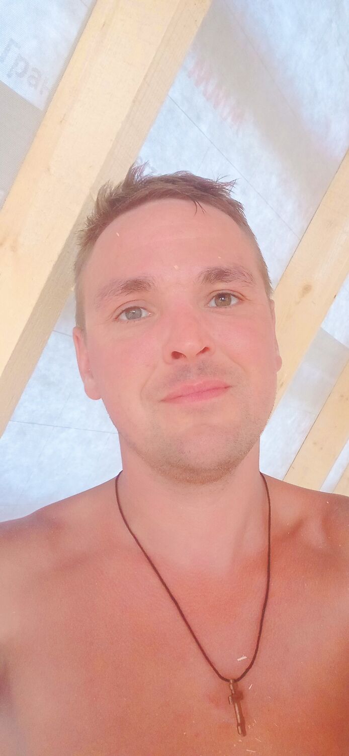  31018783  Alexander, 41 ,    