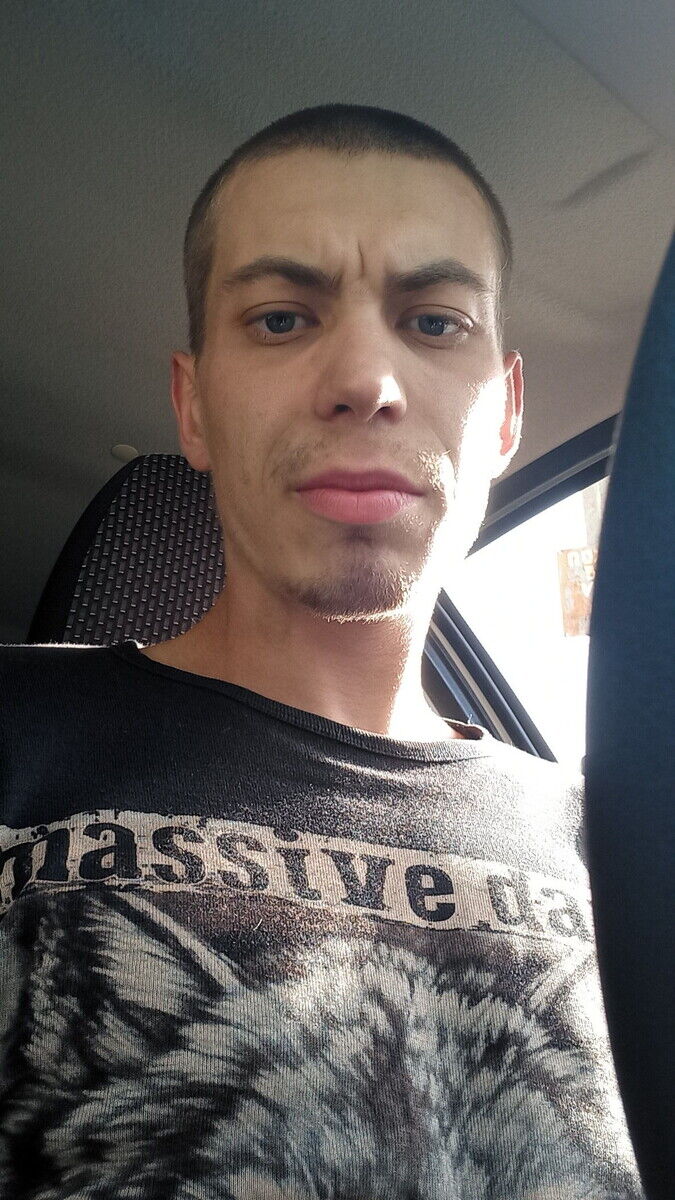  21538343  , 28 ,    