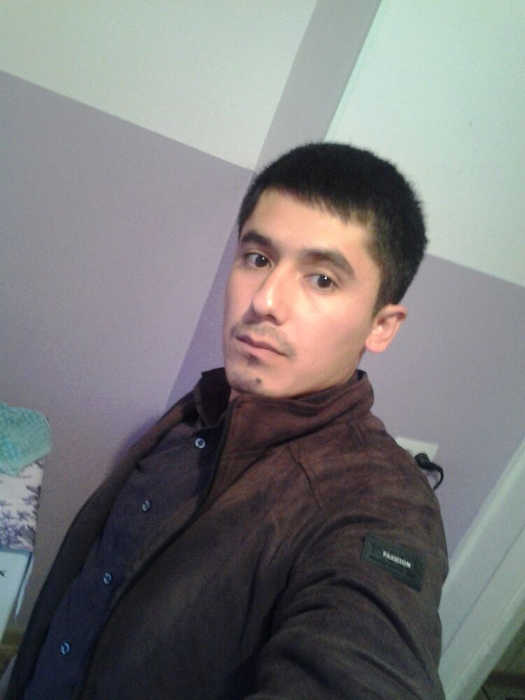  ,   Maks, 33 ,   