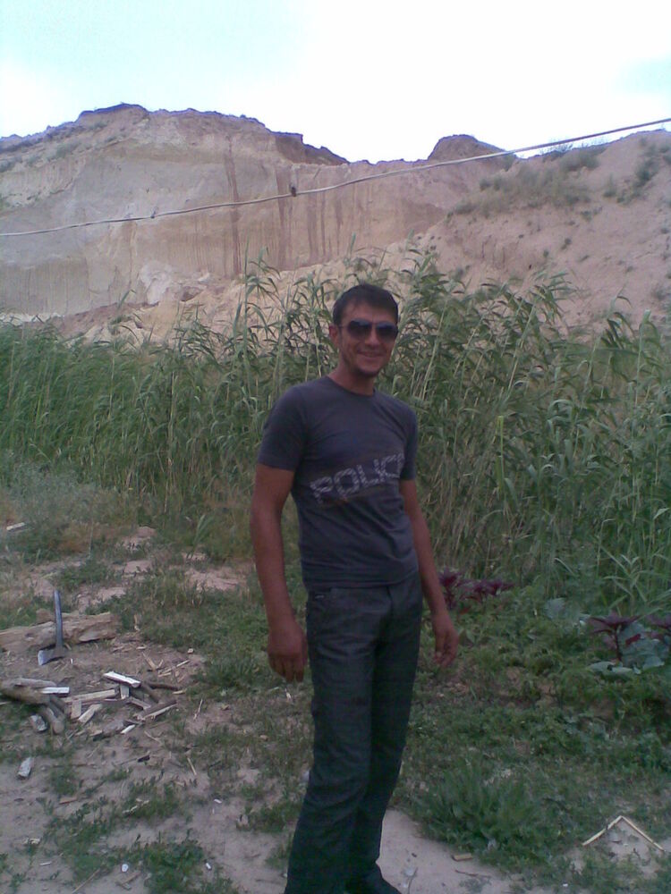  6068843  Andrey, 46 ,    