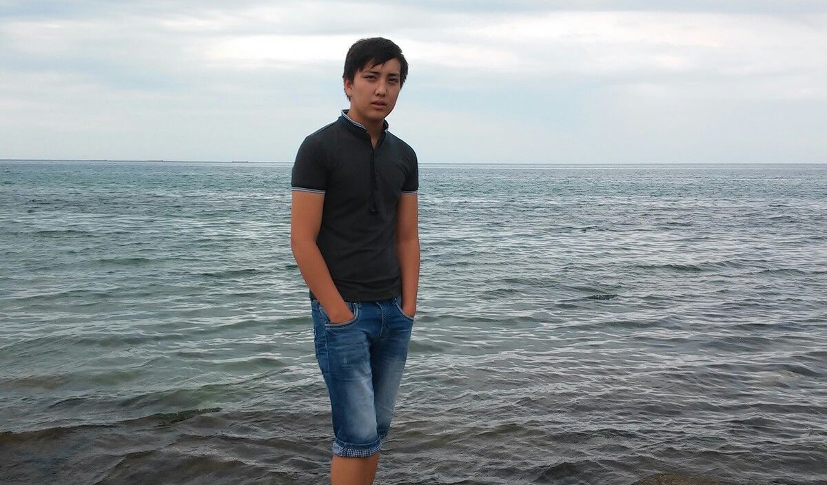  ,   Dosik, 28 ,   ,   , c 