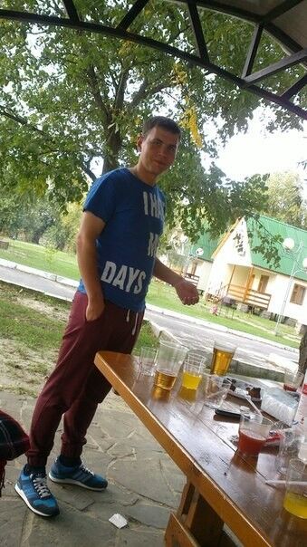  8675643  Alex, 35 ,    